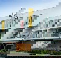 Mawson Lakes Hotel  Function Centre - Tourism Caloundra