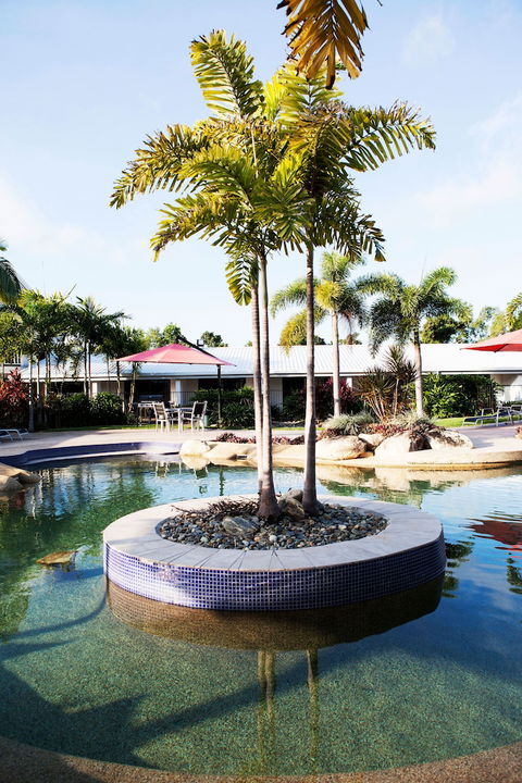 Mission Beach Resort - Tourism Caloundra 6
