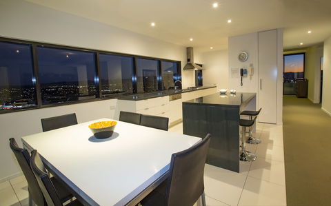 Ultra Broadbeach - Tourism Caloundra 5