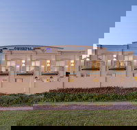 Best Western Crystal Inn - Tourism Caloundra