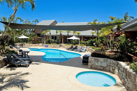 Glen Eden Beach Resort - Tourism Caloundra 6