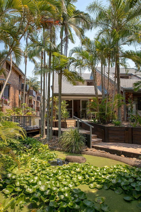 Glen Eden Beach Resort - Tourism Caloundra 3