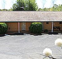 Hilltops Retreat Motor Inn - Tourism Caloundra
