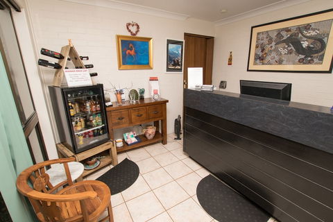 Country Pathfinder Motor Inn - Tourism Caloundra 6