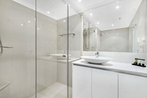 ULTIQA Beach Haven At Broadbeach - Tourism Caloundra 2