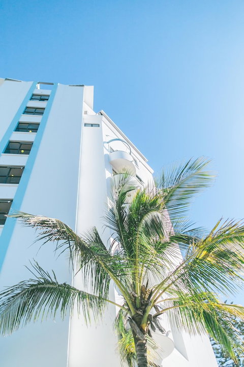 Komune - Gold Coast - Tourism Caloundra 2