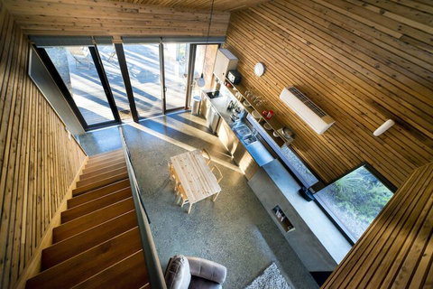 DULC Cabins - Tourism Caloundra 3