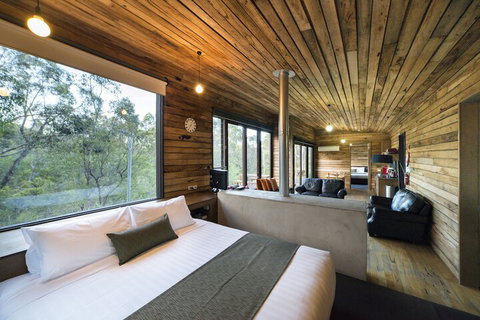 DULC Cabins - Tourism Caloundra 4