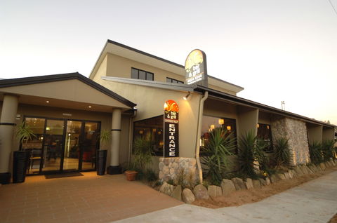 Best Western Bungil Creek Motel - Tourism Caloundra 0