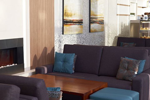 Mercure Melbourne Caroline Springs - Tourism Caloundra 6