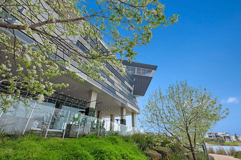 Mercure Melbourne Caroline Springs - Tourism Caloundra 1