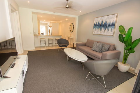 Noosa Springs Golf Resort & Spa - Tourism Caloundra 6