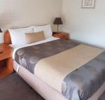 Econo Lodge Hacienda Motel Geelong - Tourism Caloundra