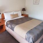 Econo Lodge Hacienda Motel Geelong - Tourism Caloundra 0