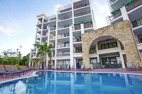 At Blue Horizon Resort Apartments - Tourism Caloundra 2