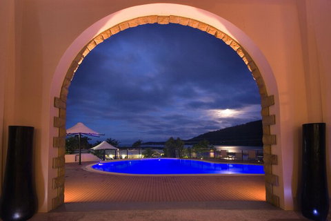 At Blue Horizon Resort Apartments - Tourism Caloundra 1