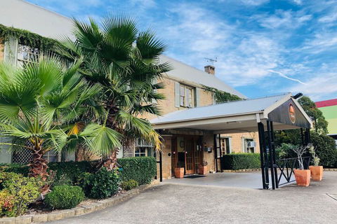 Campbelltown Colonial Motor Inn - Tourism Caloundra 5