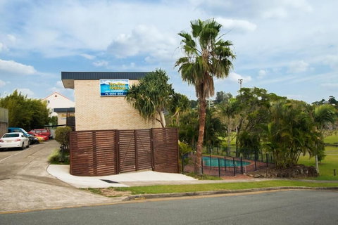 Bombora Resort - Tourism Caloundra 1