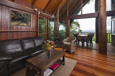 Rose Gums Wilderness Retreat - Tourism Caloundra 4