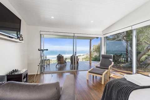 Seafarers Getaway - Tourism Caloundra 4