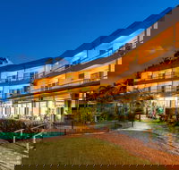 Camelot Motel - Tourism Caloundra