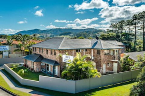 Park Beach Resort Motel - Tourism Caloundra 0