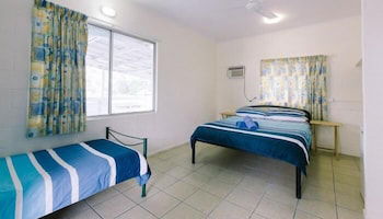 Beaches Backpackers Airlie Beach - Hostel - Tourism Caloundra 3