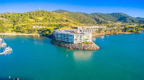 Peninsula Airlie Beach - Tourism Caloundra 4
