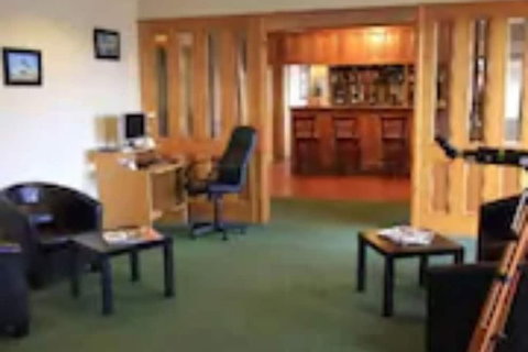 Aviators Lodge Motel - Tourism Caloundra 2