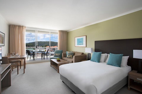 Mantra Ettalong Beach - Tourism Caloundra 7