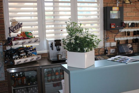 Golden Harvest Motor Inn - Tourism Caloundra 5