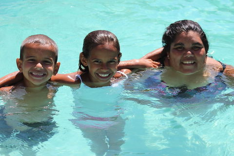 Golden Harvest Motor Inn - Tourism Caloundra 0