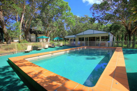 The Retreat Port Stephens - Tourism Caloundra 6