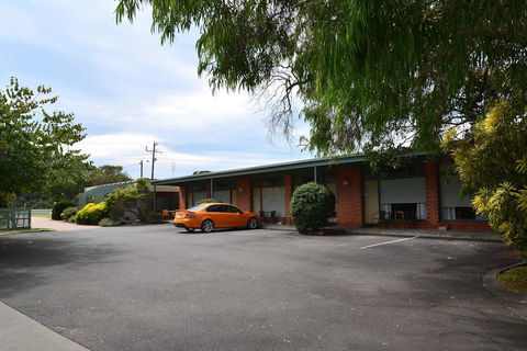 Comfort Inn & Suites Lakes Entrance - Tourism Caloundra 3