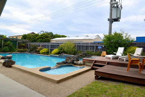 Comfort Inn & Suites Lakes Entrance - Tourism Caloundra 2