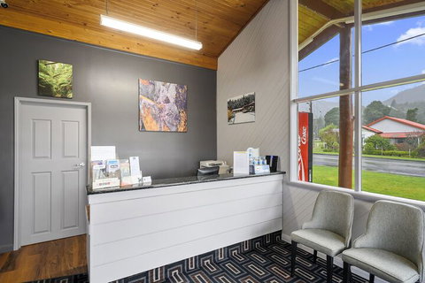 Gold Rush Inn - Tourism Caloundra 5