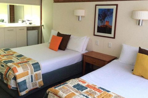 Alice In The Territory - Tourism Caloundra 5