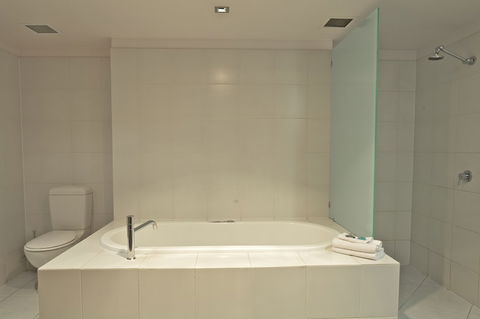 Zero Davey Boutique Apartment Hotel - Tourism Caloundra 4