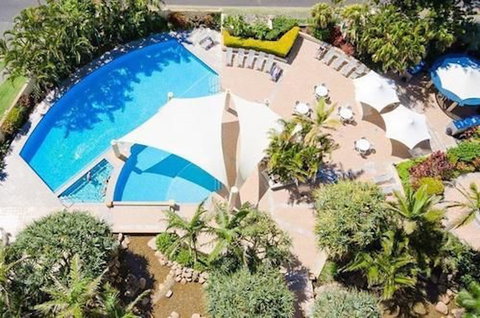 Oceana On Broadbeach - Tourism Caloundra 1