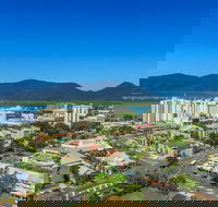 Coral Tree Inn - Tourism Caloundra