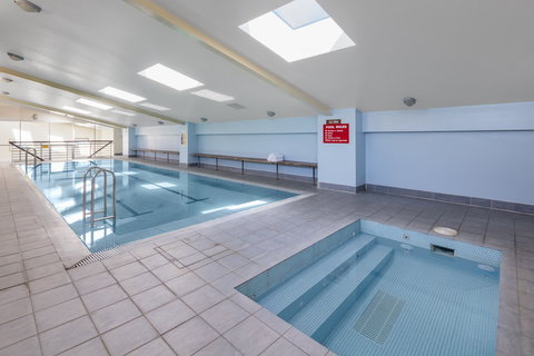 Nesuto Canberra - Tourism Caloundra 4