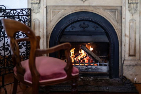 The Dragonfly Inn - Tourism Caloundra 3