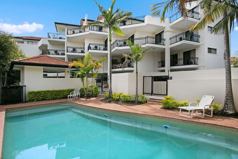 Windsurfer Resort - Tourism Caloundra 1