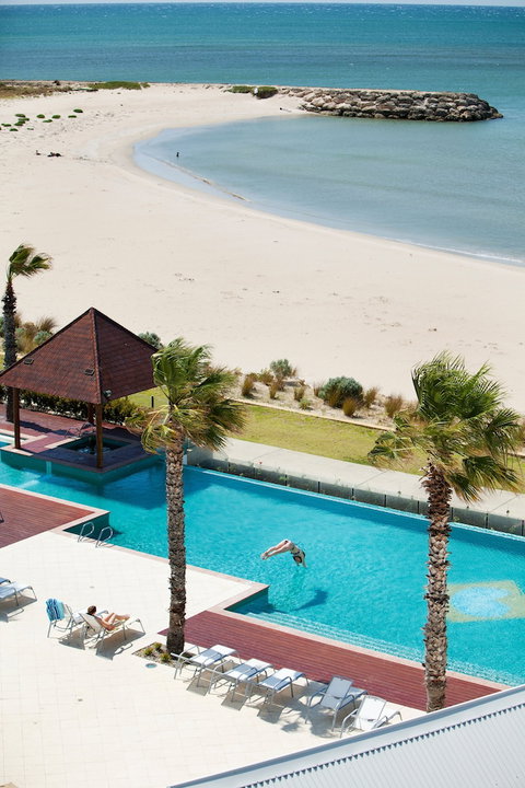 Seashells Mandurah - Tourism Caloundra 2