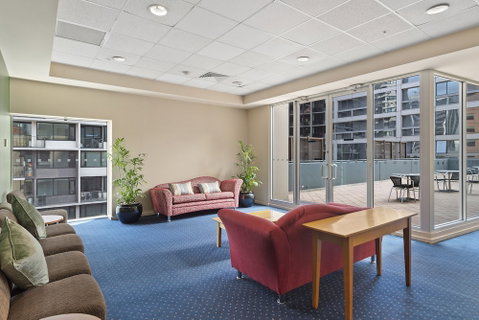 YEHS Hotel Melbourne CBD - Tourism Caloundra 0