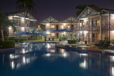 Moonlight Bay Suites - Tourism Caloundra 6