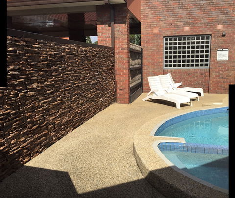 Hotel Bruce County - Tourism Caloundra 3
