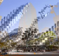 Oaks Brisbane Festival Suites - Tourism Caloundra