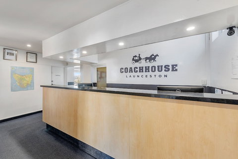 Coach House Launceston - Tourism Caloundra 3