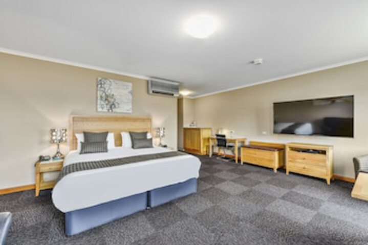 Mount Gambier SA Tourism Caloundra